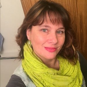 Meet your Posher, Renee